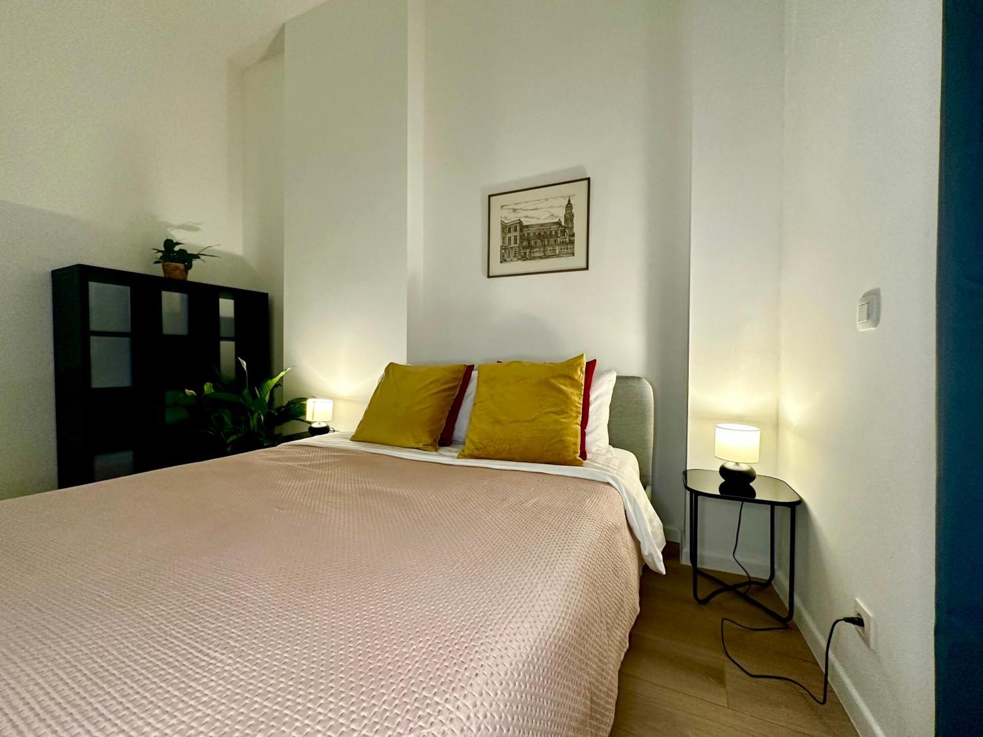 Luxury Suites Mons By Rikas Hotels Bagian luar foto