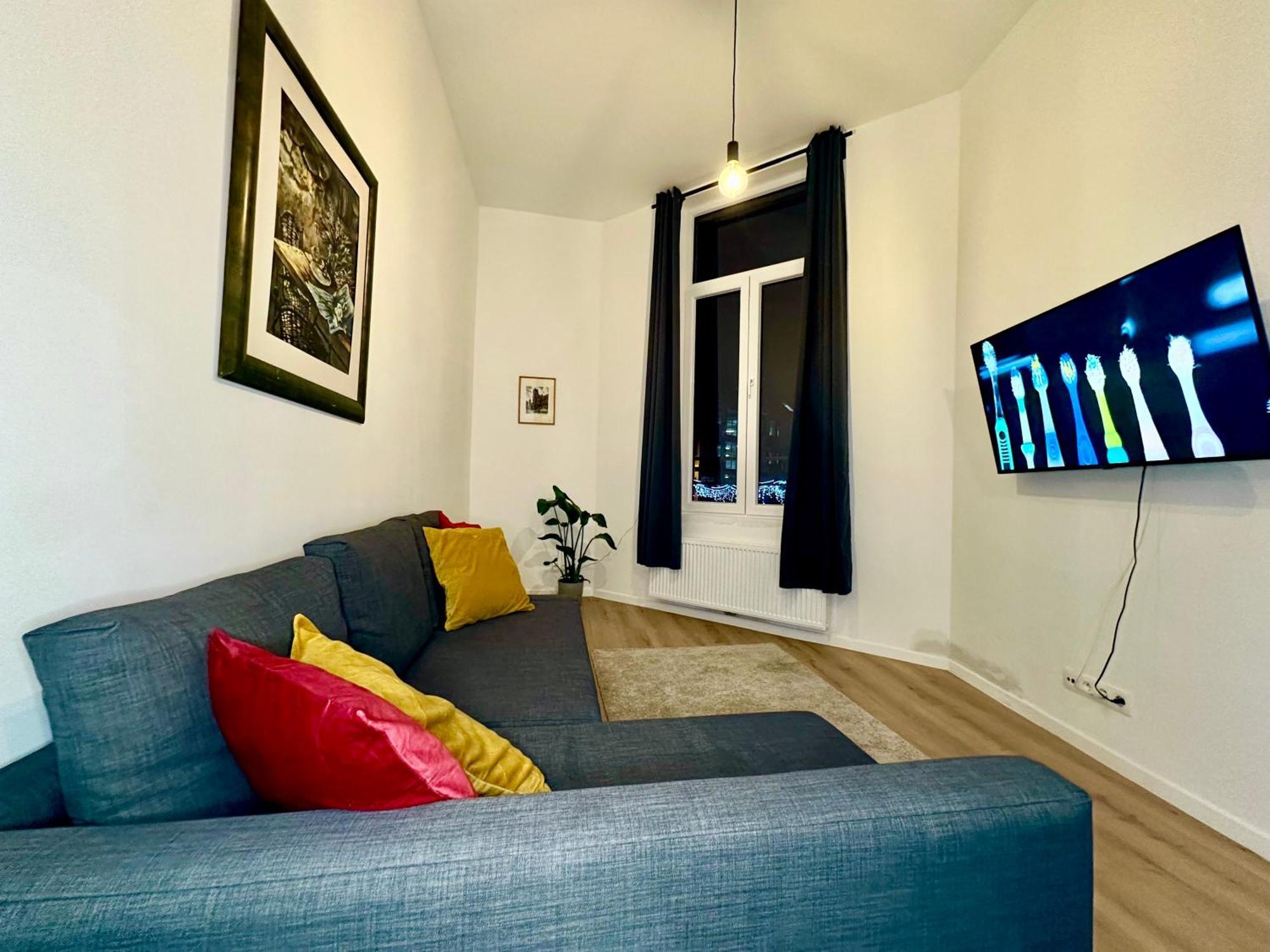 Luxury Suites Mons By Rikas Hotels Bagian luar foto