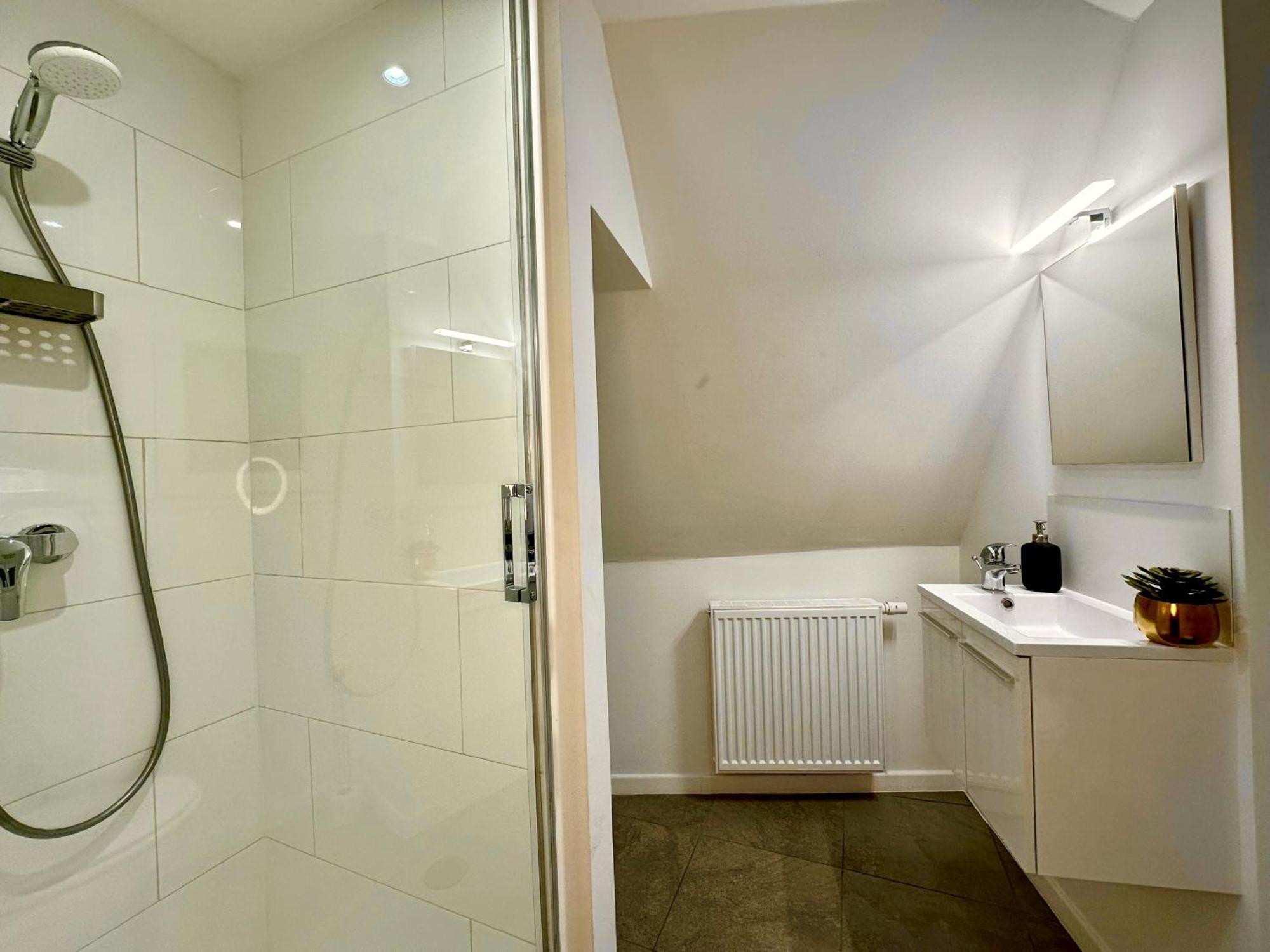 Luxury Suites Mons By Rikas Hotels Bagian luar foto