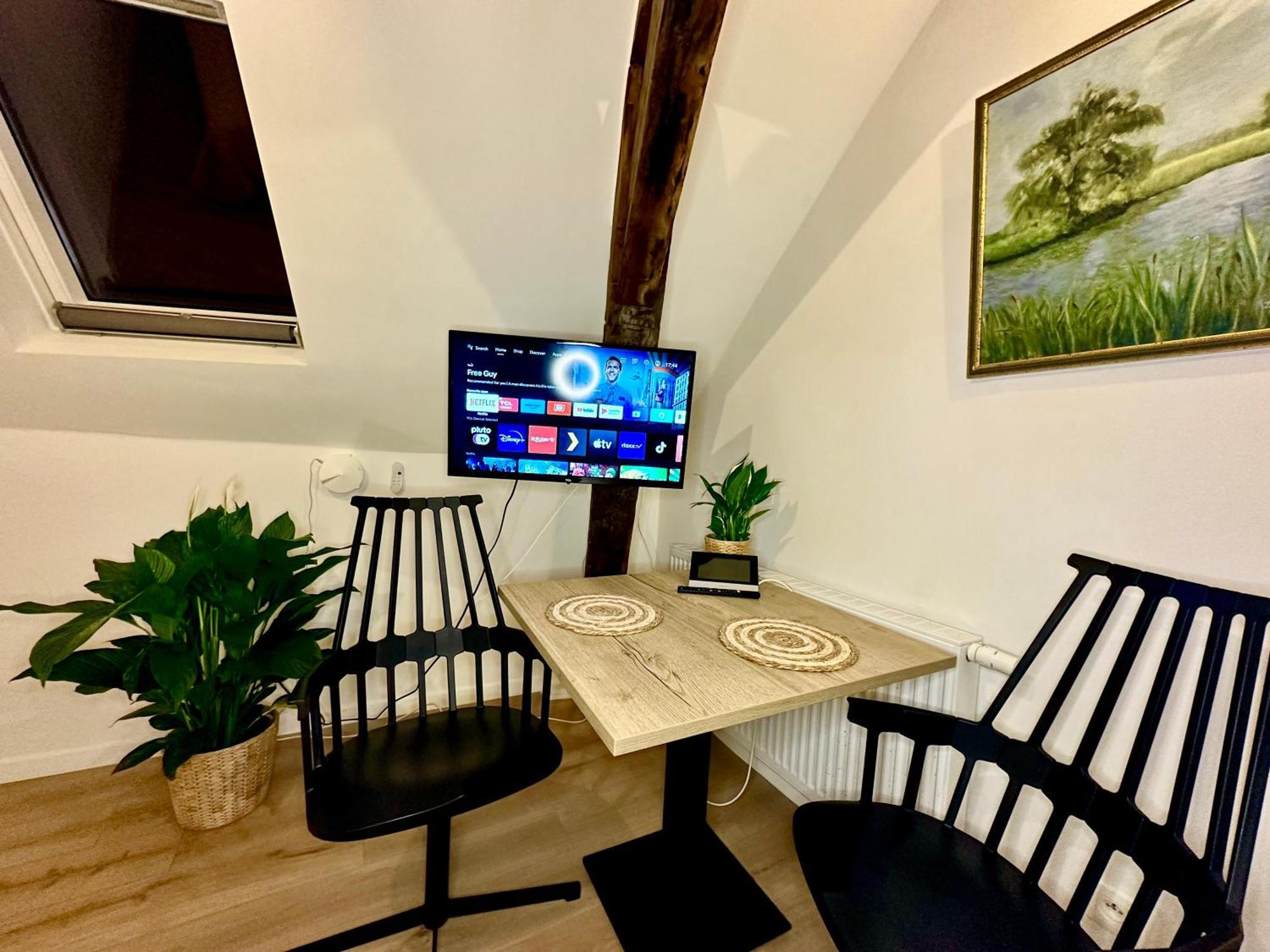 Luxury Suites Mons By Rikas Hotels Bagian luar foto