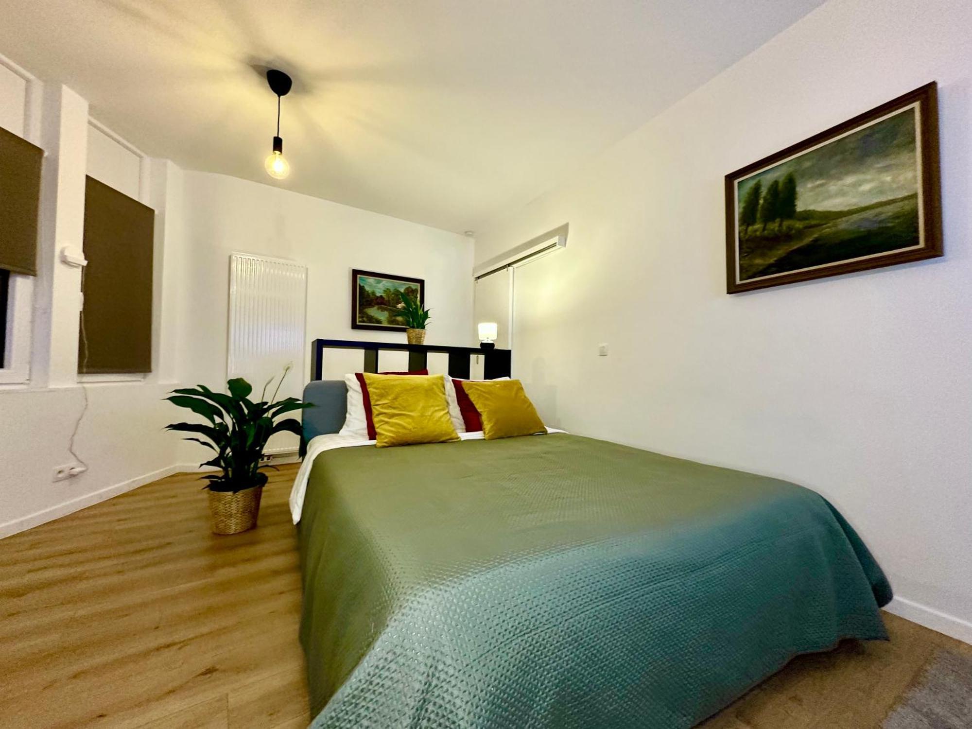 Luxury Suites Mons By Rikas Hotels Bagian luar foto