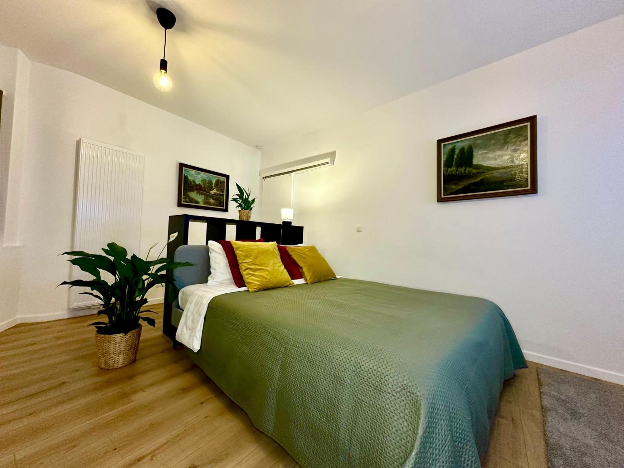 Luxury Suites Mons By Rikas Hotels Bagian luar foto
